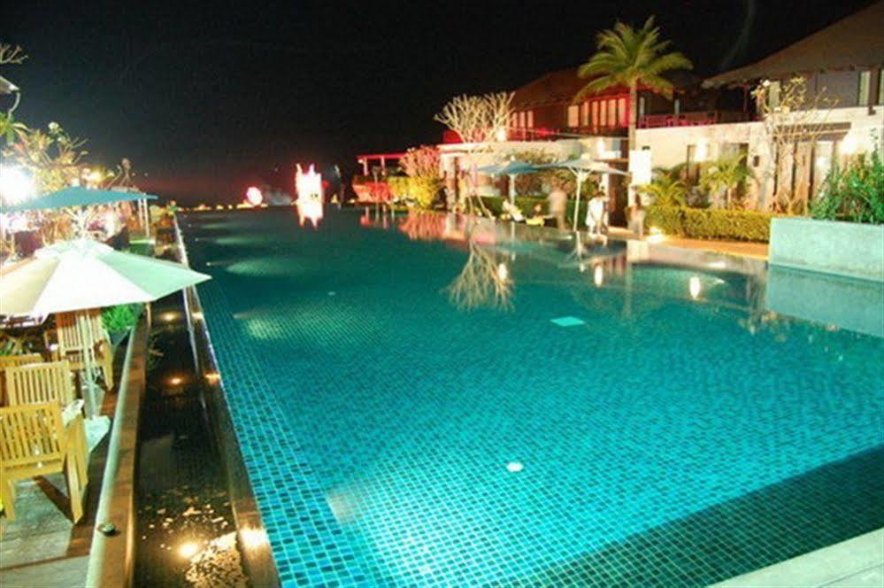 The Oriental Beach Resort Rayong Exterior foto